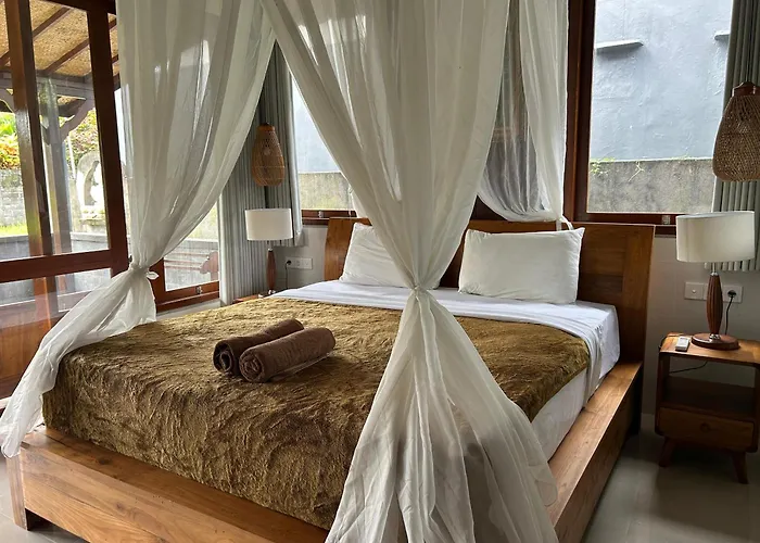 Ketut's Place Penestanan Apartment