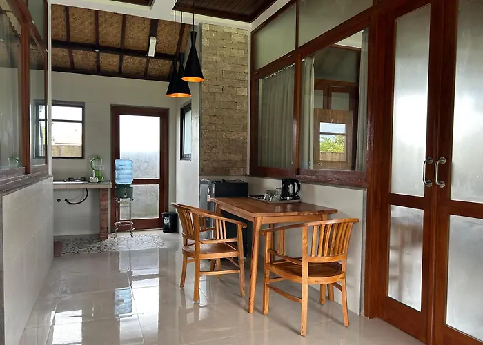 Ketut's Place Penestanan Apartment *